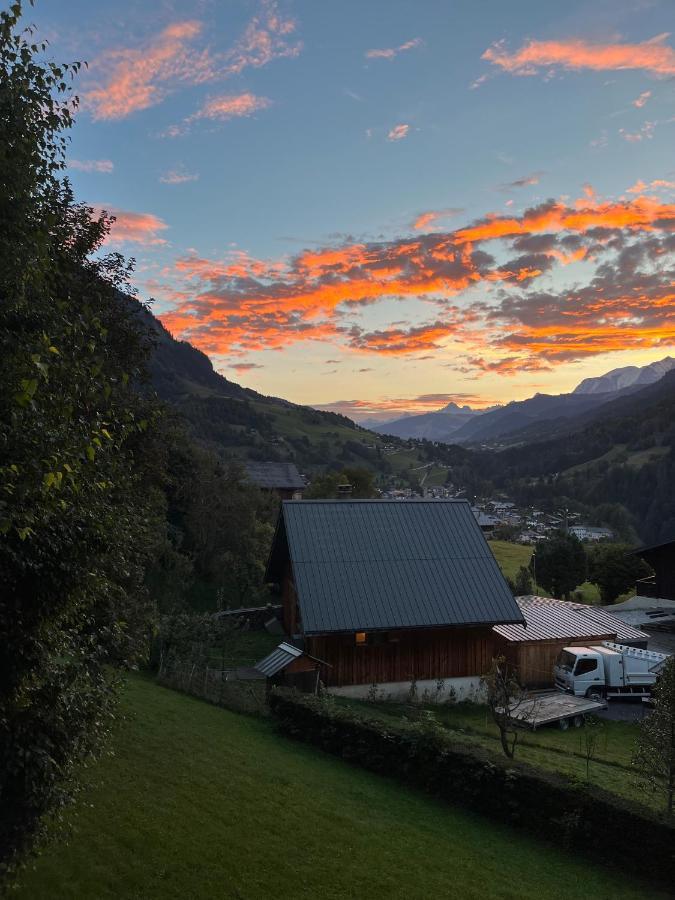 La Taniere De Sven - Vue Montagne Saint-Nicolas-la-Chapelle (Savoie) Exterior foto